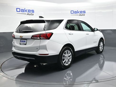 Used 2024 Chevrolet Equinox LT w/ LPO, Floor Liner Package image 7