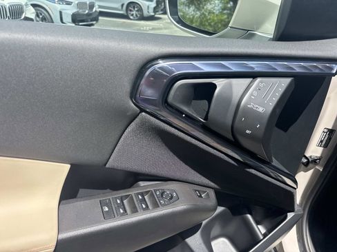 Used 2025 BMW X3 xDrive30i w/ Convenience Package image 17