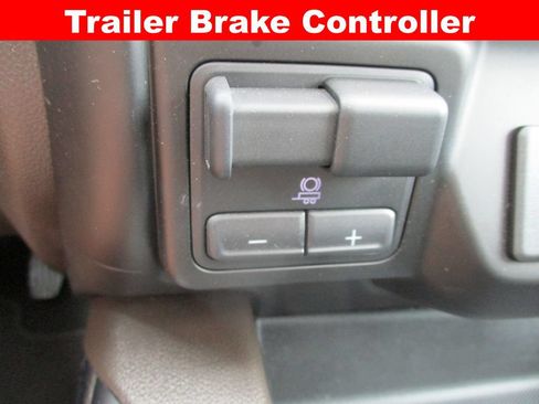 Used 2022 GMC Sierra 3500 SLT w/ SLT Convenience Package AWD/4WD image 22