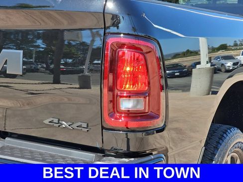 New 2026 RAM 2500 Big Horn AWD/4WD image 40