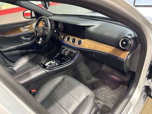 Used 2017 Mercedes-Benz E 400 4MATIC Wagon image 71