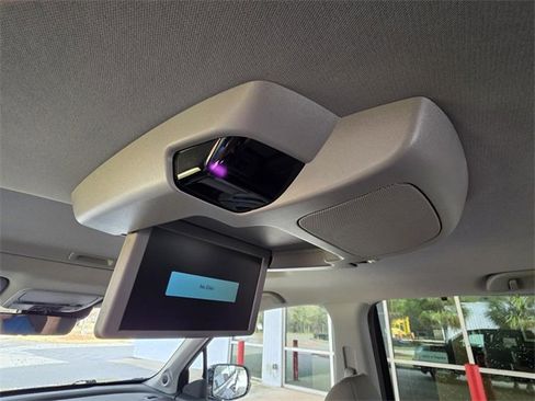 Used 2020 Honda Pilot Touring image 12