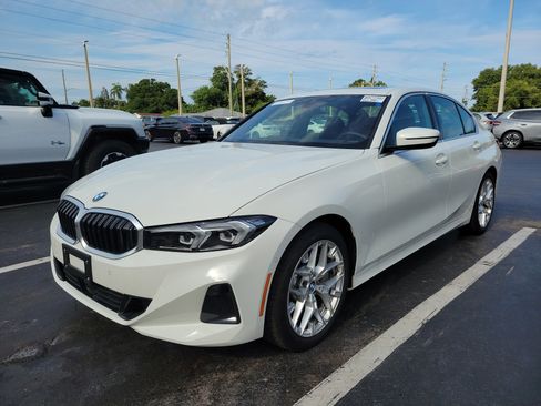 Used 2025 BMW 330i Sedan RWD image 1