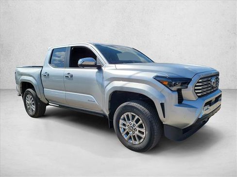 Used 2024 Toyota Tacoma Limited w/ Limited Package (LT) AWD/4WD image 3