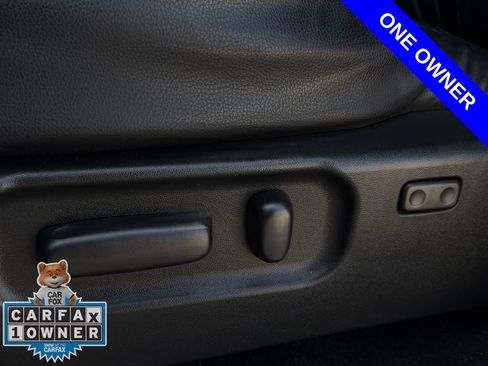 Used 2021 Toyota Tacoma SR5 AWD/4WD image 7