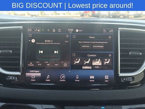 Used 2023 Chrysler Pacifica Touring-L FWD image 35