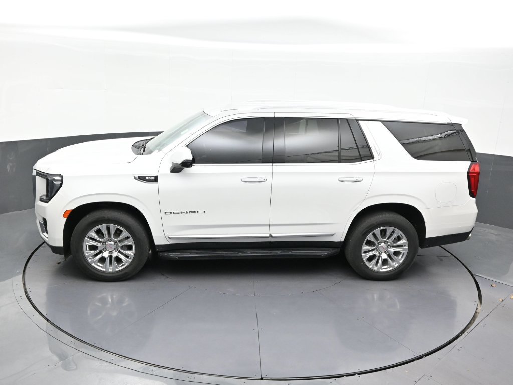 Used 2021 GMC Yukon Denali w/ Advanced Technology Package AWD/4WD image 16
