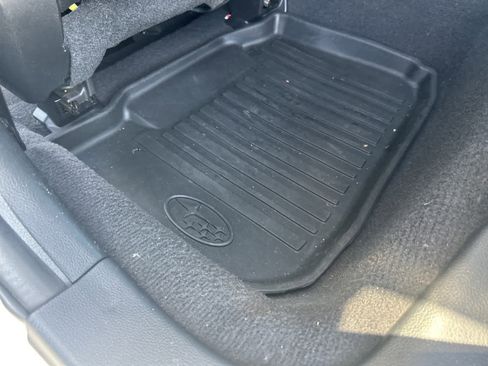 Used 2018 Subaru Outback 3.6R Limited image 25