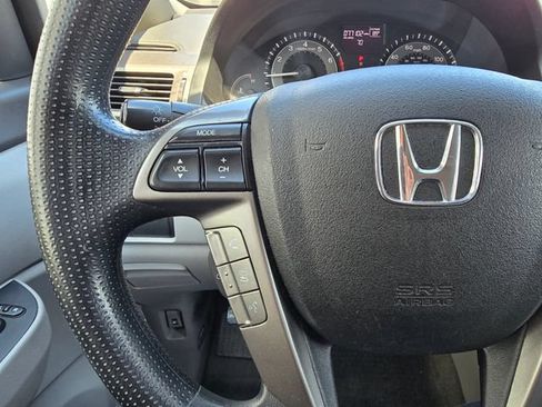Used 2016 Honda Odyssey SE image 12