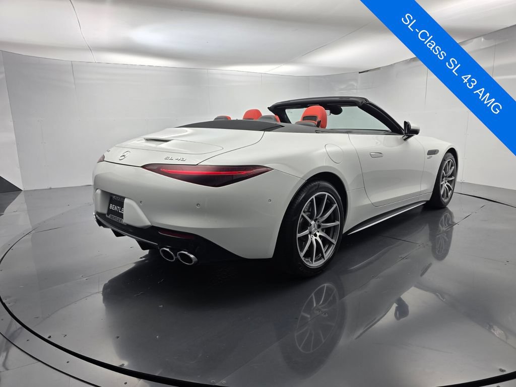 Used 2023 Mercedes-Benz SL 43 AMG image 4