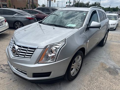 Used 2015 Cadillac SRX Luxury FWD image 1