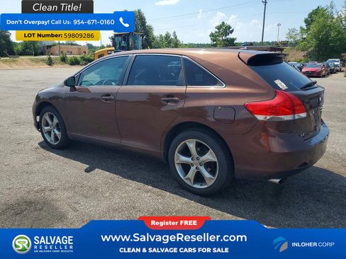 Used 2012 Toyota Venza LE w/ LE Convenience Pkg FWD image 3