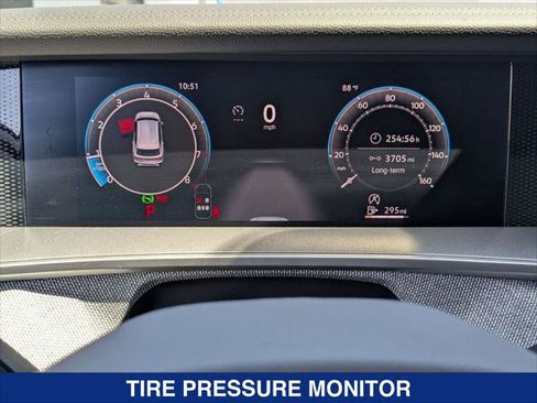 Used 2026 Volkswagen Tiguan S FWD image 16