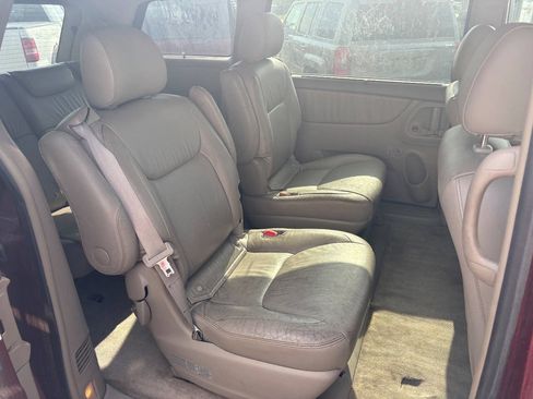 Used 2006 Toyota Sienna XLE Limited w/ XLE Limited Pkg 2 AWD/4WD image 16
