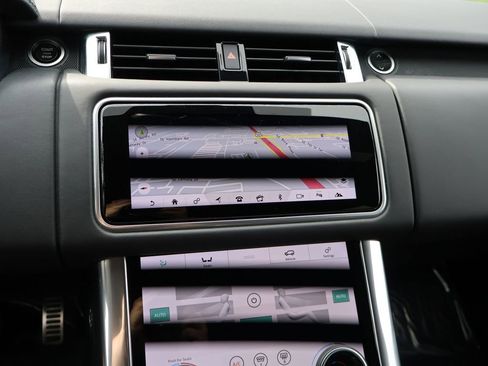 Used 2020 Land Rover Range Rover Sport HST image 21