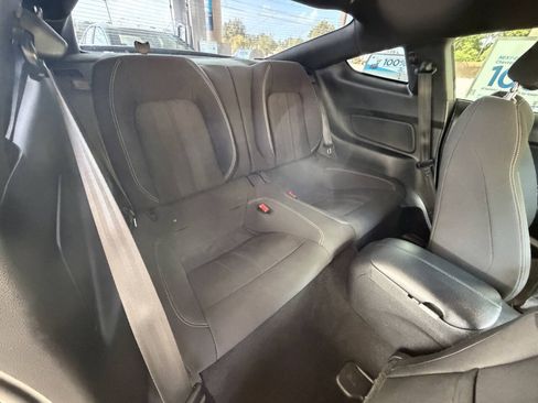 Used 2019 Ford Mustang GT RWD image 9