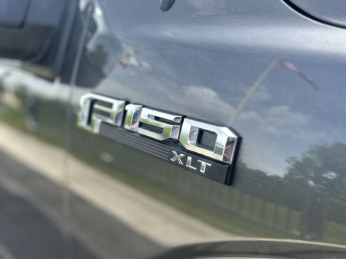 Used 2019 Ford F150 XLT w/ Equipment Group 302A Luxury image 7