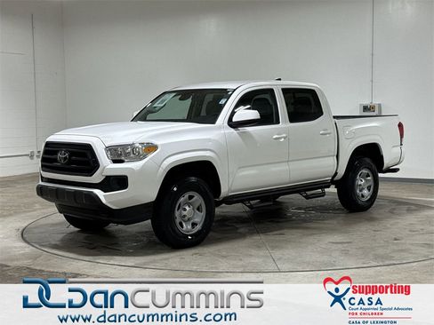 Used 2023 Toyota Tacoma SR image 1