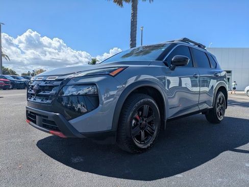 Used 2025 Nissan Rogue Rock Creek image 8