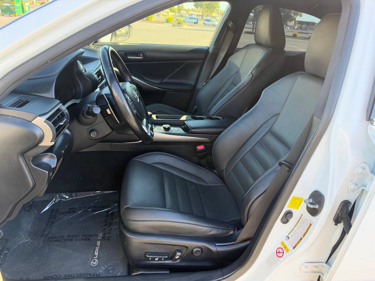 Used 2018 Lexus IS 300 F Sport RWD image 14