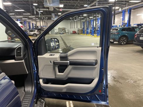 Used 2020 Ford F150 XLT w/ Equipment Group 302A Luxury AWD/4WD image 17