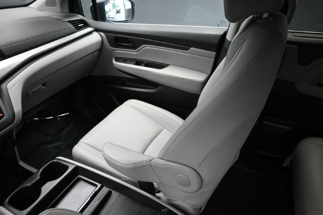 Certified 2024 Honda Odyssey EX-L image 11