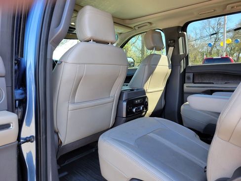 Used 2019 Ford Expedition Limited w/ Equipment Group 301A image 14