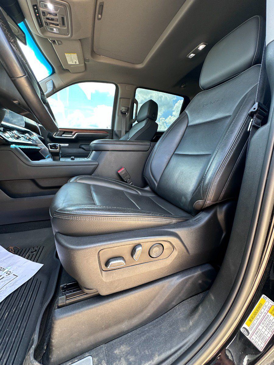 Used 2022 GMC Sierra 1500 Denali AWD/4WD image 9