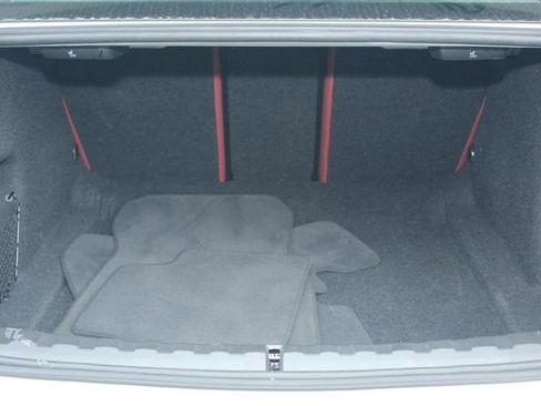 Certified 2023 BMW 330i xDrive Sedan w/ Convenience Package image 8