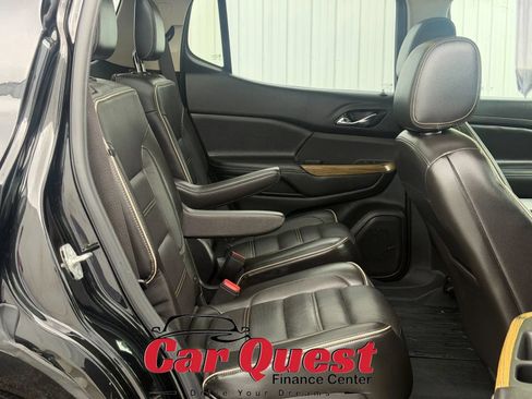 Used 2019 GMC Acadia Denali w/ Technology Package AWD/4WD image 16