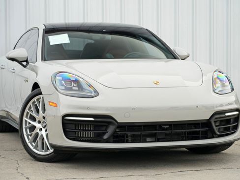 Used 2021 Porsche Panamera 4S image 4