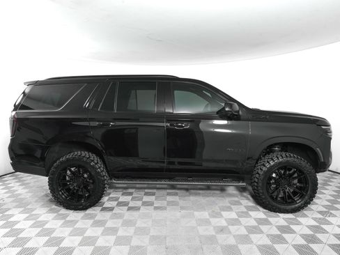 Used 2026 Chevrolet Tahoe Z71 w/ Comfort Package AWD/4WD image 4