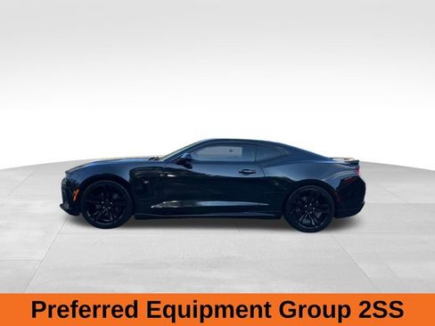 Used 2017 Chevrolet Camaro SS w/ LPO, Ground Effects Package image 2