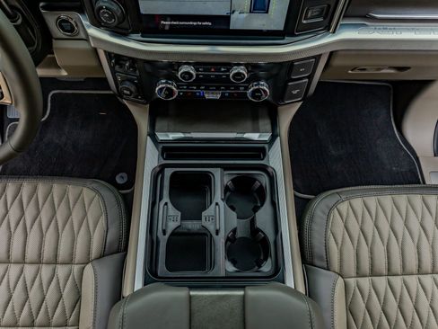 Used 2026 Ford F450 Platinum w/ Platinum Plus Package image 27