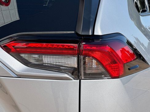 New 2025 Toyota RAV4 XLE image 31