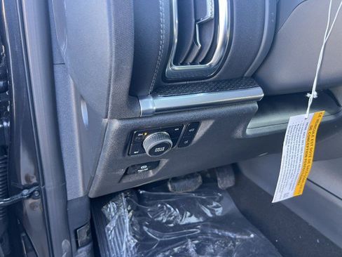 New 2026 Ford Expedition Max Platinum w/ Stealth Performance Package image 15