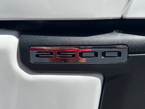 New 2026 GMC Sierra 2500 AT4 w/ AT4 Premium Plus Package AWD/4WD image 8