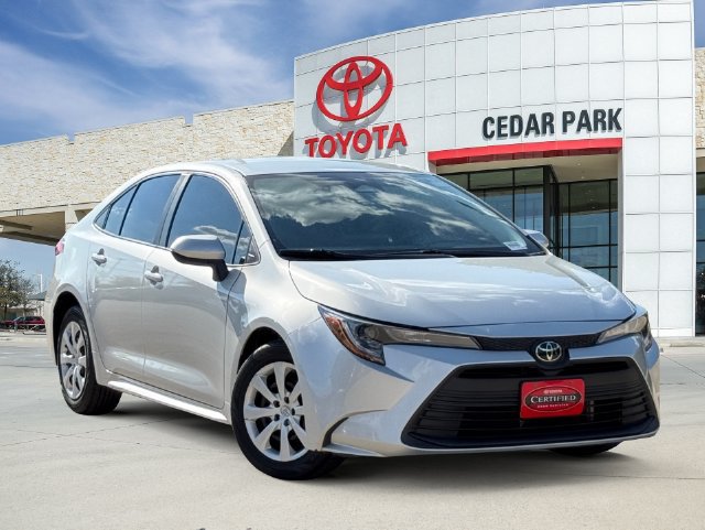 Used 2024 Toyota Corolla LE FWD image 1
