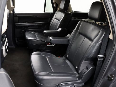 Used 2022 Ford Expedition Max XLT image 11