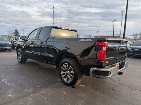 Used 2025 Chevrolet Silverado 1500 LT AWD/4WD image 7