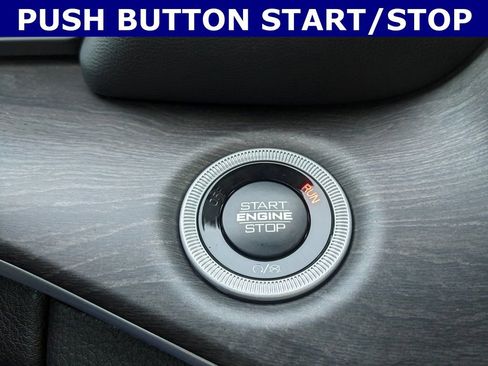 New 2025 Jeep Grand Cherokee Limited w/ Black Appearance Package image 14