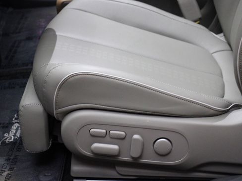 Used 2024 Hyundai Ioniq 5 Limited image 50