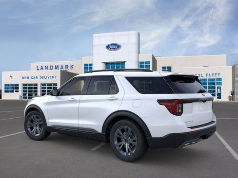 New 2026 Ford Explorer Active w/ Active Comfort Package image 27