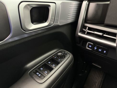 Used 2024 Hyundai Santa Fe SEL image 15