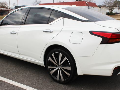Used 2022 Nissan Altima 2.5 Platinum image 16