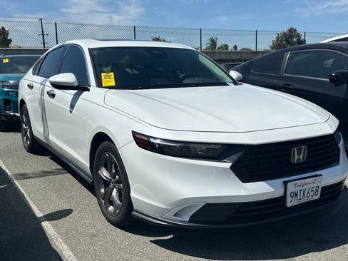 Used 2024 Honda Accord EX image 2