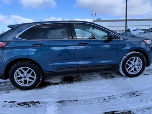 Certified 2023 Ford Edge SEL image 10