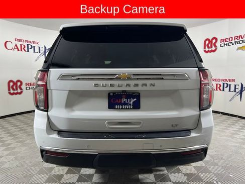 Used 2021 Chevrolet Suburban LT image 8