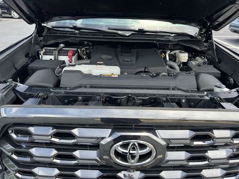 Used 2022 Toyota Tundra Platinum w/ Advanced Package AWD/4WD image 25