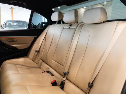 Used 2018 BMW 330i Sedan RWD image 20